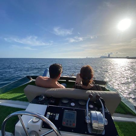 Barco Muy Romantico Con Parking! Сан-Адриан-де-Бесос Экстерьер фото