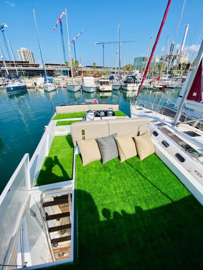Barco Muy Romantico Con Parking! Сан-Адриан-де-Бесос Экстерьер фото
